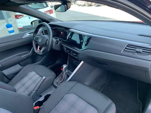 Volkswagen Polo 2022
