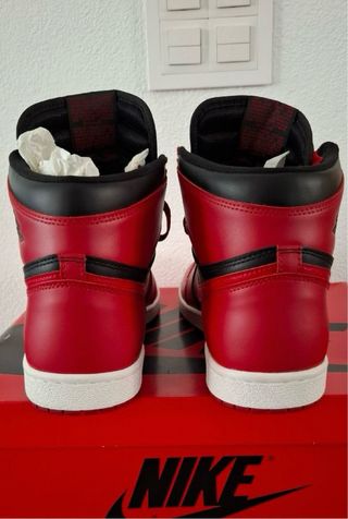 Nike Air Jordan 1 High '85 Varsity Red
