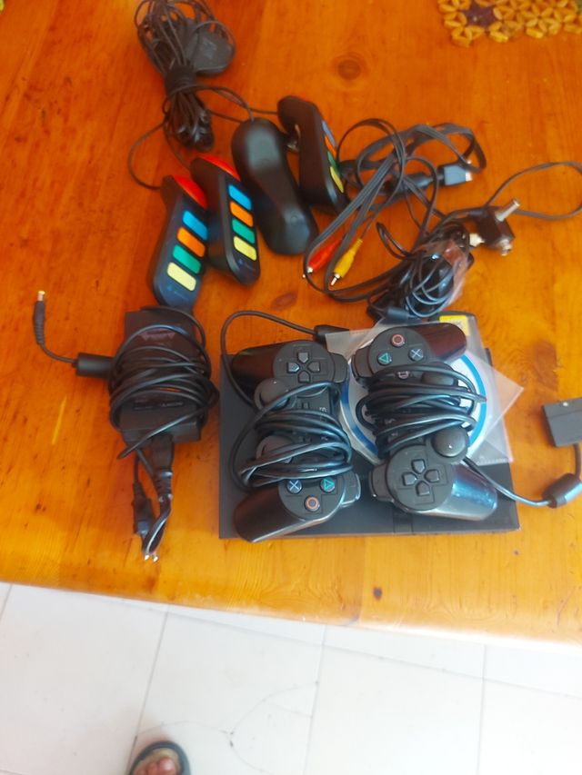 PS2 (PlayStation 2) nera