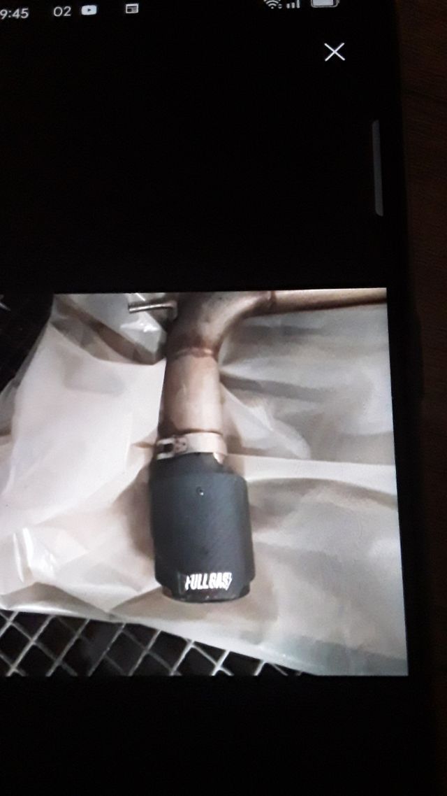 Tubo escape doble Golf, sonido espectacular. 