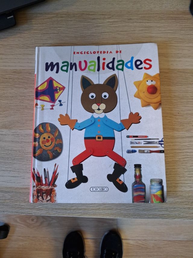 Enciclopedia de manualidades (Primeras enciclop...