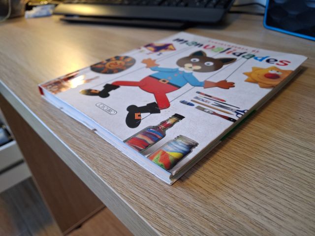 Enciclopedia de manualidades (Primeras enciclop...