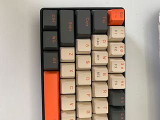 Teclado mecánico Ziyoulang - Beige/Naranja
