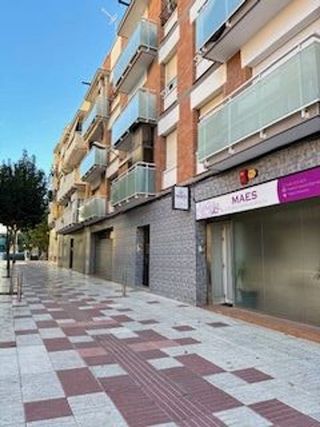 Local comercial en venta en Sant Joan Despí