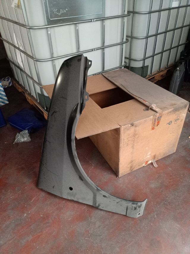 Aleta Derecha Cinquecento NUEVA