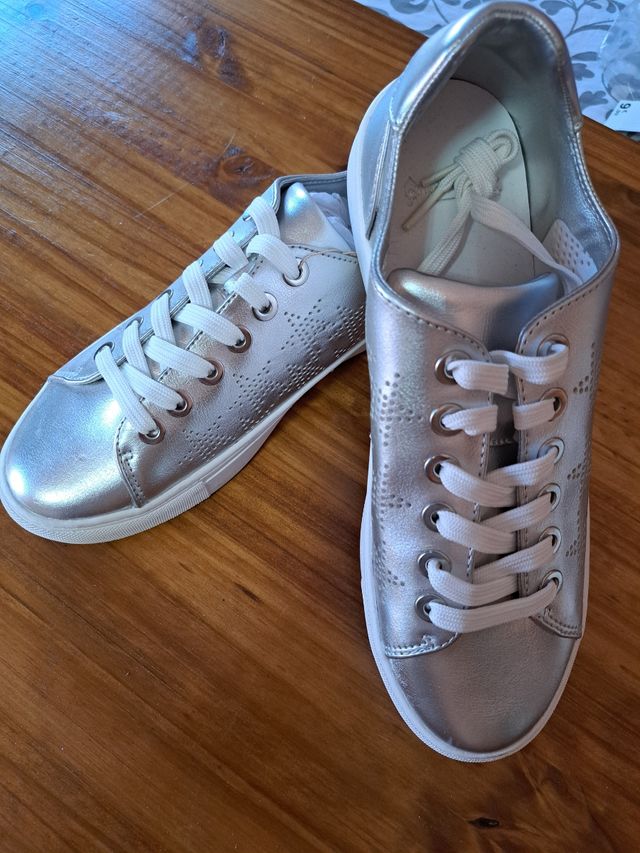 Zapatillas Stradivarius Plata - 40