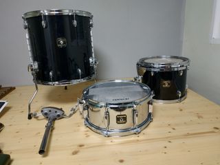 Batería Gretsch negra 3 piezas
