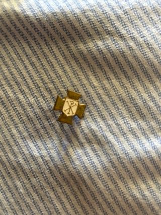 Insignia Acción Mujer Católica Años 50’ 