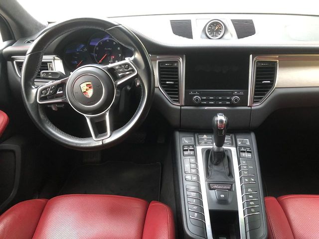 Porsche Macan PORSCHE MACAN TURBO 