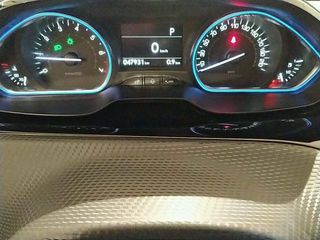 Peugeot 2008 1.2 PureTech 81KW (110CV)S&S EAT6 Allure