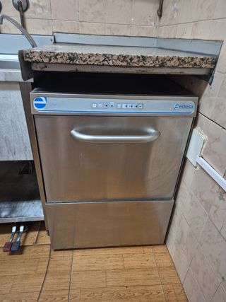 Lavavajillas Edesa LF-540 usado Bar.