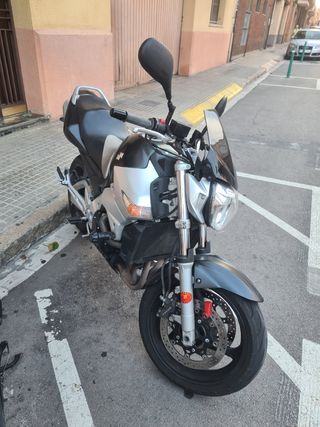 Suzuki GSR 600 (2008)
