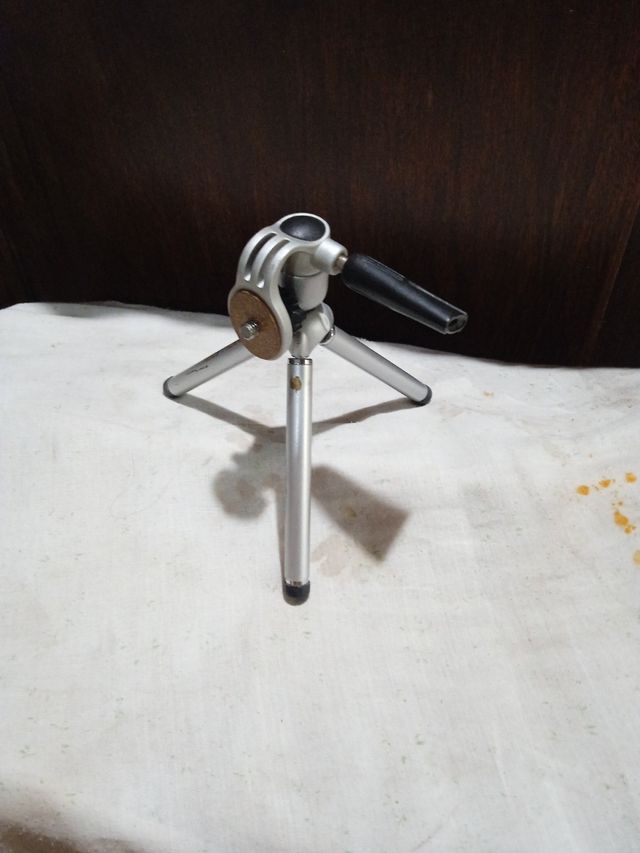 Minitripode cámara