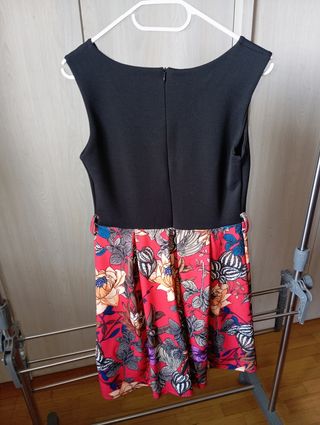 Vestito estivo donna nero-rosso, tg.M italiana.