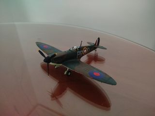 Modellini di aerei Spitfire