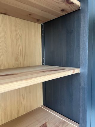 Conjunto de vitrinas y librería Hemnes Ikea negro