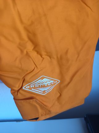 Chaqueta Columbia impermeable naranja