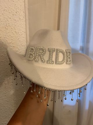 Kit Novia: sombrero, liga, peine, abanico, gafas 