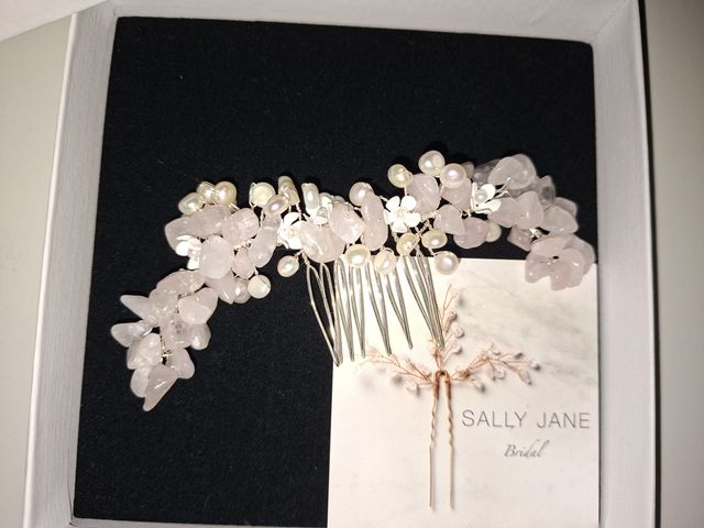 Peineta novia con perlas y cuarzo rosa