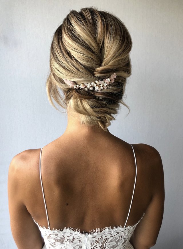 Peineta novia con perlas y cuarzo rosa