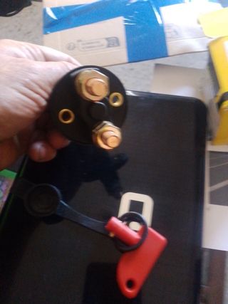 Cortacorrientes para batería 12V
