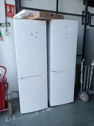 2 Frigoríficos combi acero