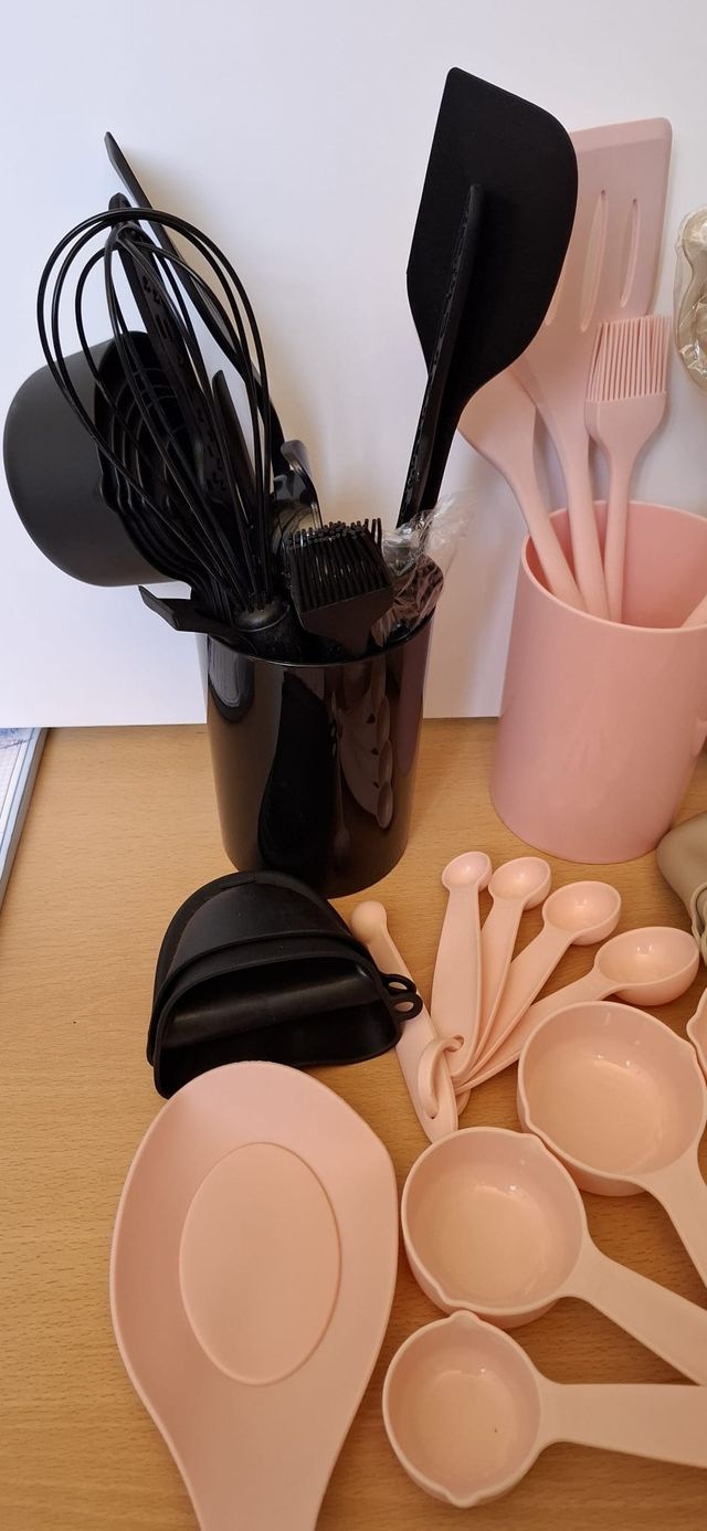 Set cocina silicona Swiss Touch (21 piezas) toP1