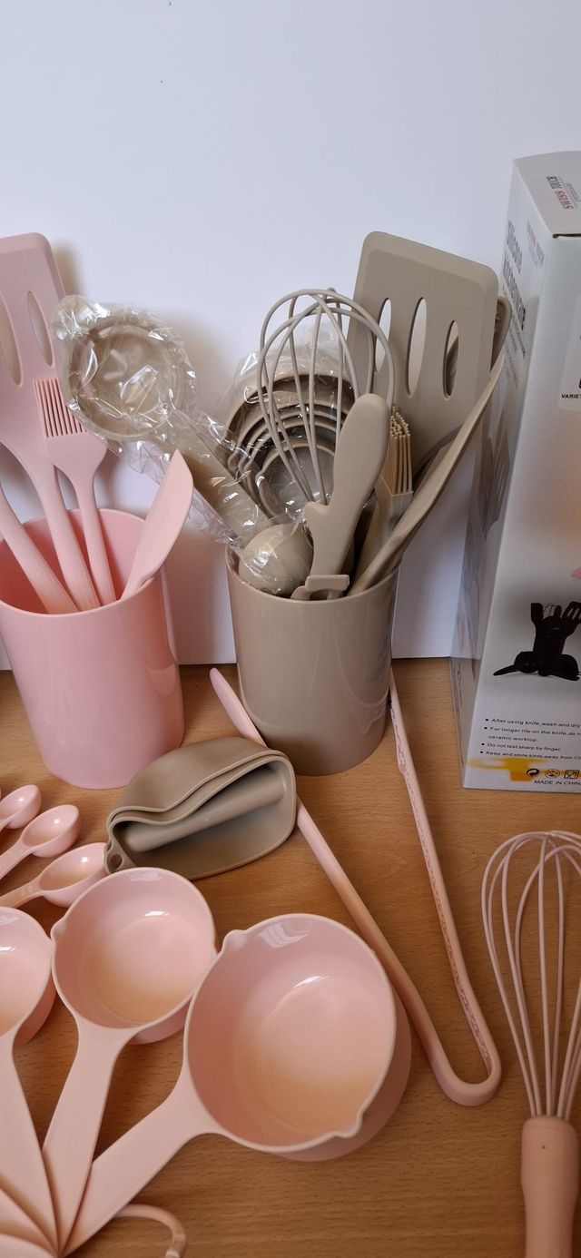 Set cocina silicona Swiss Touch (21 piezas) toP1