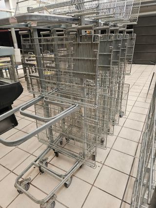 Carros metálicos almacén (6)