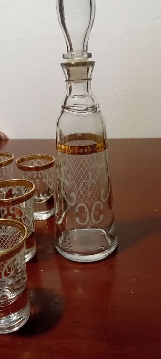 Set bicchieri e bottiglia vetro