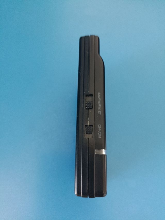 Radio AM/FM Nevir - Portátil