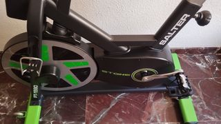Bicicleta spinning Salter PT-1590 Stone
