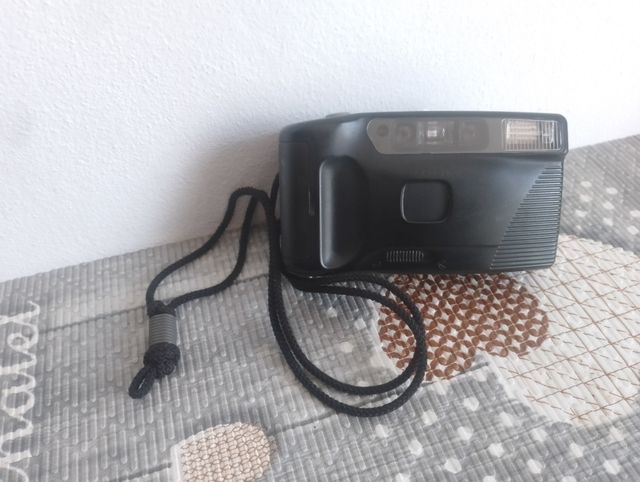 Fotocamera Goldline vintage nera