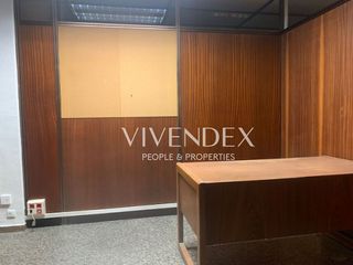 Local comercial en venta en Mestral en Reus