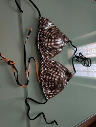 Bikini 2 pezzi: top argento e floreale