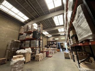 Nave industrial en venta en Abrera