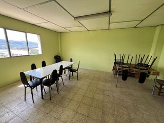 Nave industrial en venta en Abrera