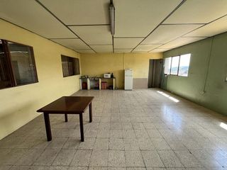 Nave industrial en venta en Abrera