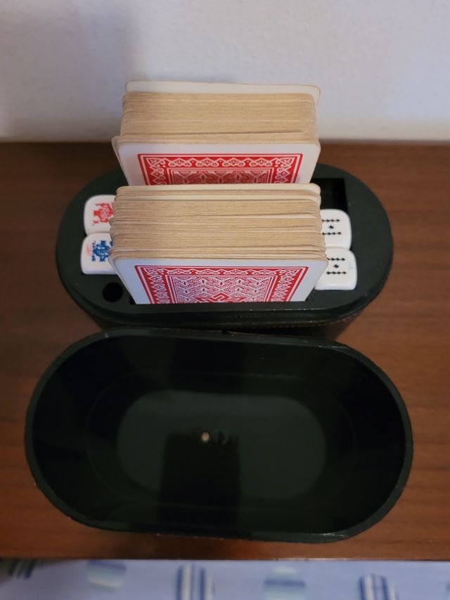 Set gioco carte dadi vintage