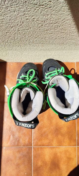 Razors Genesys 7.3 - Patines Agresivos