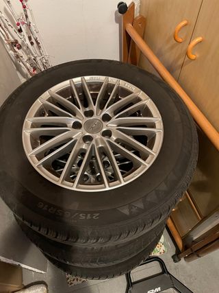Cerchi in lega 16 con gomme termiche