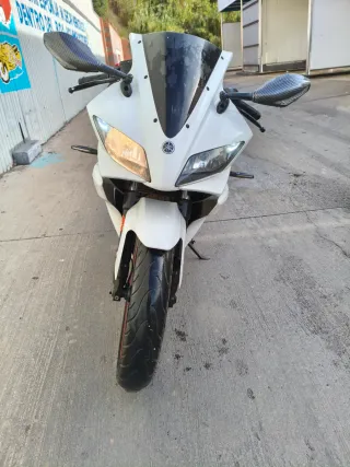 Moto 125cc Yamaha YZF-R 125.