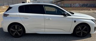 Peugeot 308  GT PACK HYBRID 225 CV FULL EXTRAS  