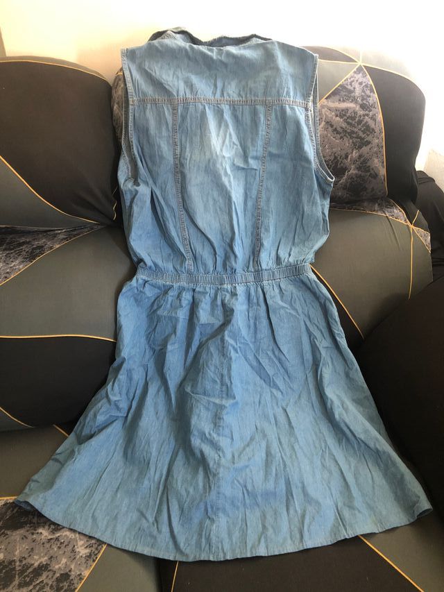 Vestido vaquero con pedrería