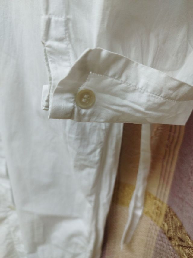 Bata antigua algodón bordada