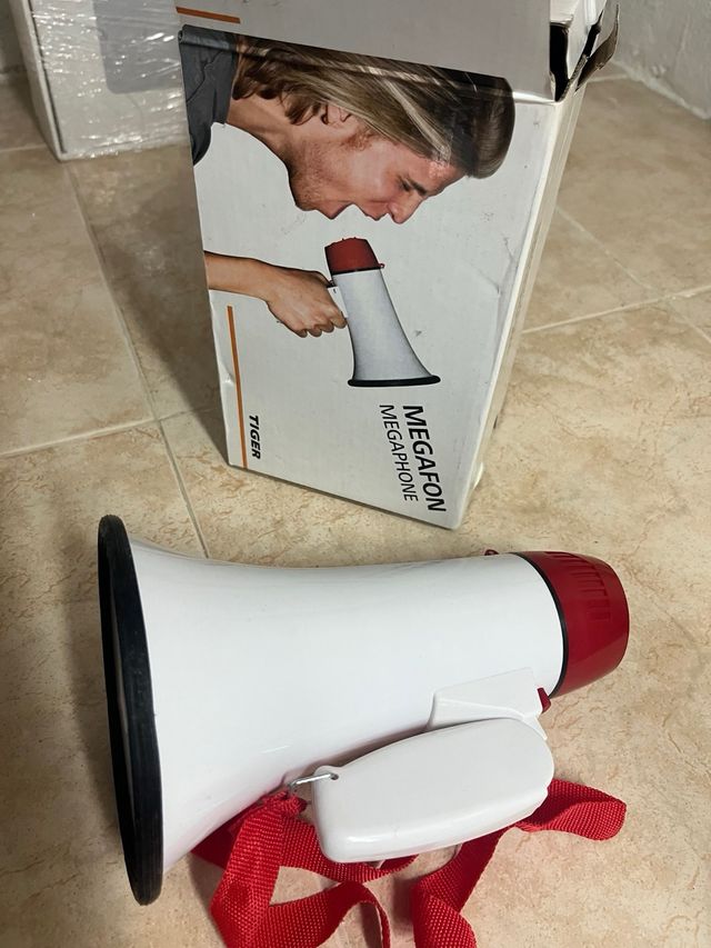 Megafono Portátil Tiger