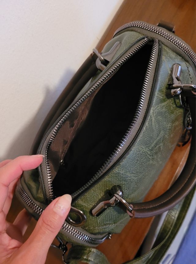 Borsetta a tracolla verde oliva