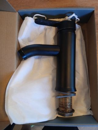 Grifo lavabo negro - segunda mano