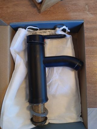 Grifo lavabo negro - segunda mano