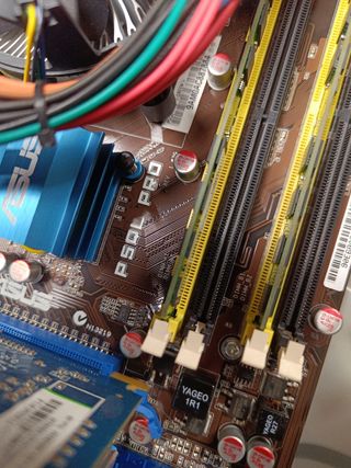 Placa base ASUS P5QL Pro con core 2 duo